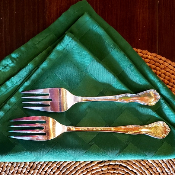 QUEEN'S COURT Japan SS 4-Piece Place Setting VTG - Picture 3 of 11